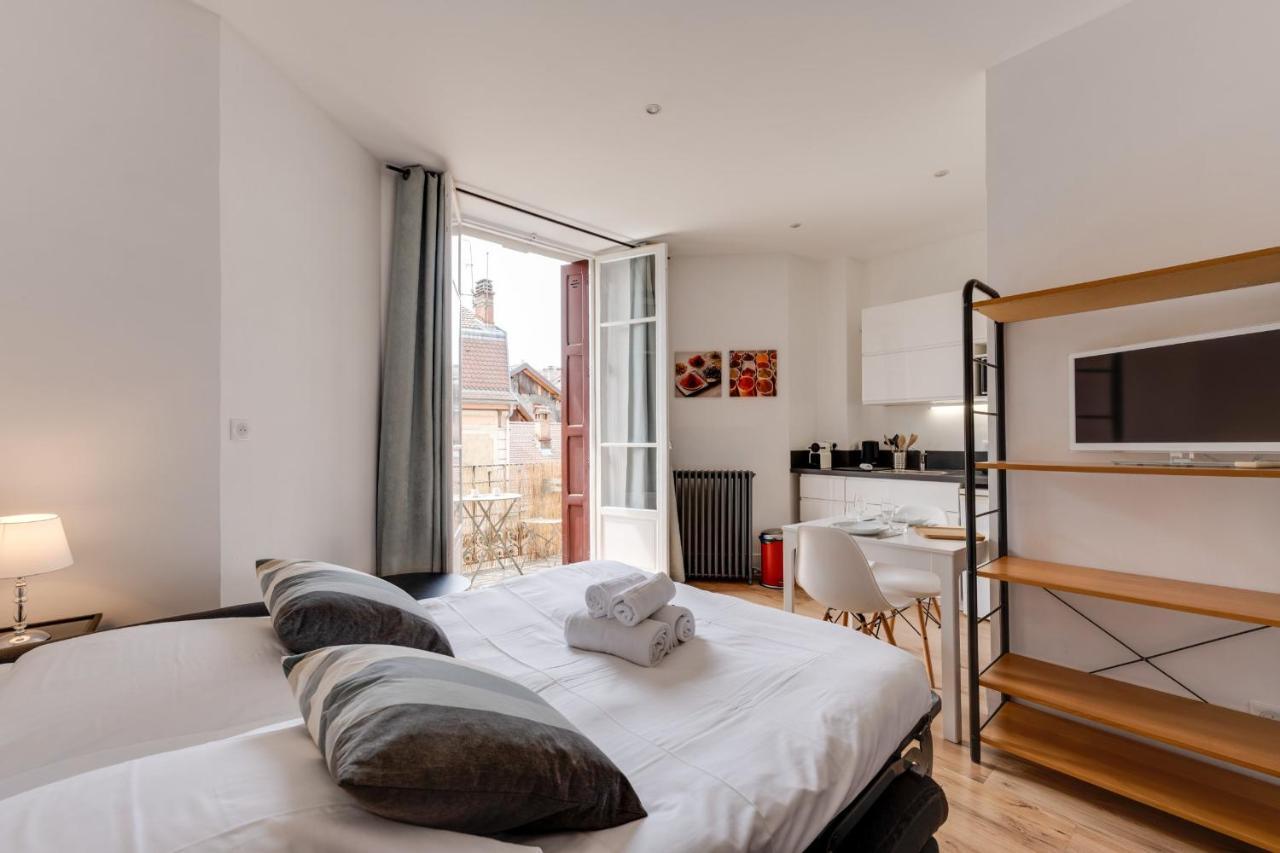 Le Mont Blanc - Charming T1 Ideal For 2 People With Balcony Annecy Luaran gambar